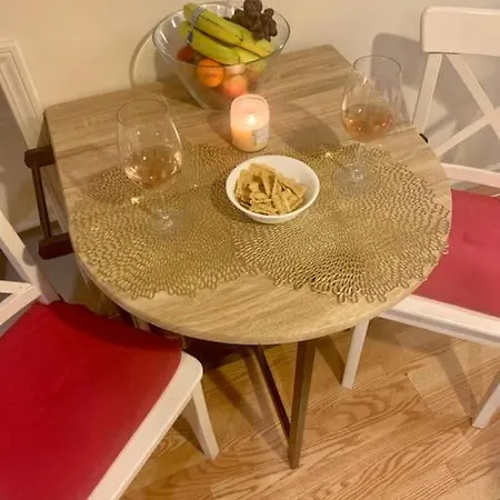 Entire 1 Bedroom Top Floor Rental Unit With Patio Chicago Exterior photo